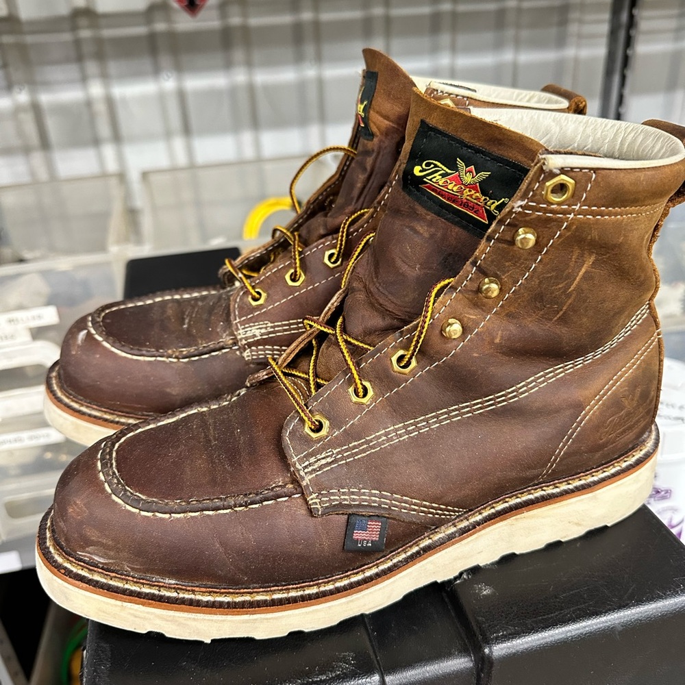 Thorogood 6” Moc toe boots